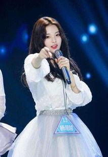 杨超越初中老师爆料视频,她的成长历程与蜕变之路  第3张